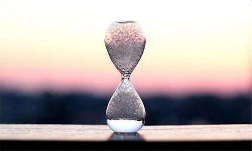 时间名言：时光不停歇，请珍惜时间，爱惜时间(图2)