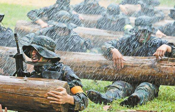 2022上半年征兵要开始了，各地征兵宣传标语条幅，一个比一个精彩(图12)