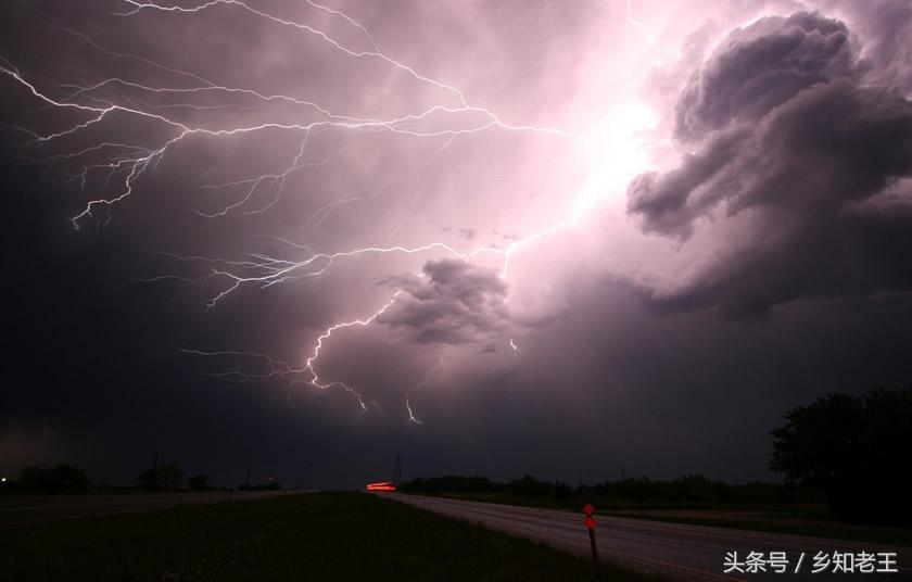 农村俗话：先雨后雷下大雨，不紧不慢连阴雨，根据下雨看天气(图4)