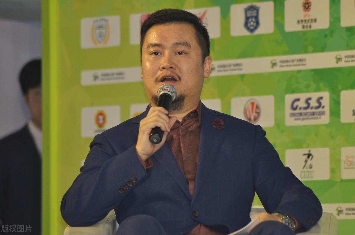 曾被称为诗人解说！贺炜语录到底有多经典？(图1)