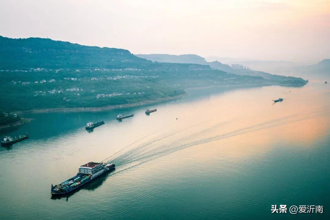 10首长江诗词，太美了，你都读过吗？(图9)