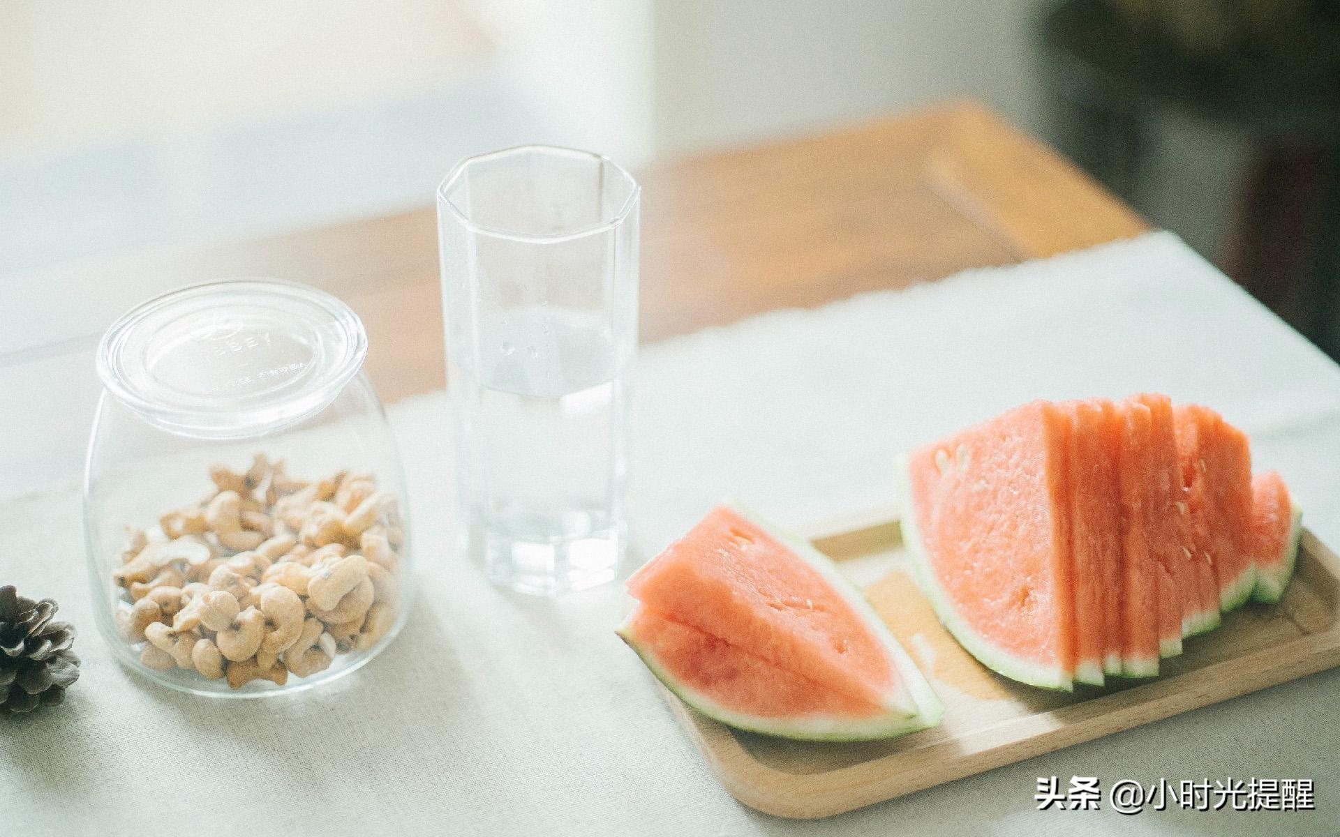 小时光提醒：最美的三行情诗大全(图4)