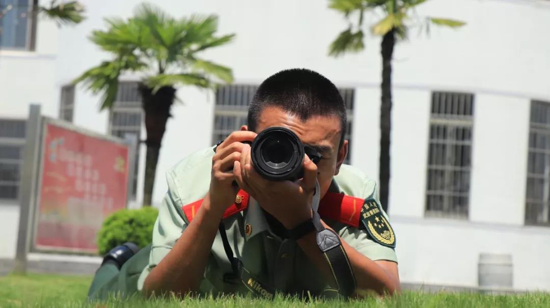 “土味情话”不过瘾，三行情诗送给你(图9)