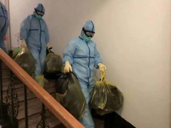 白衣素雅，行无所息，向平凡而又伟大的护理工作者致敬(图6)