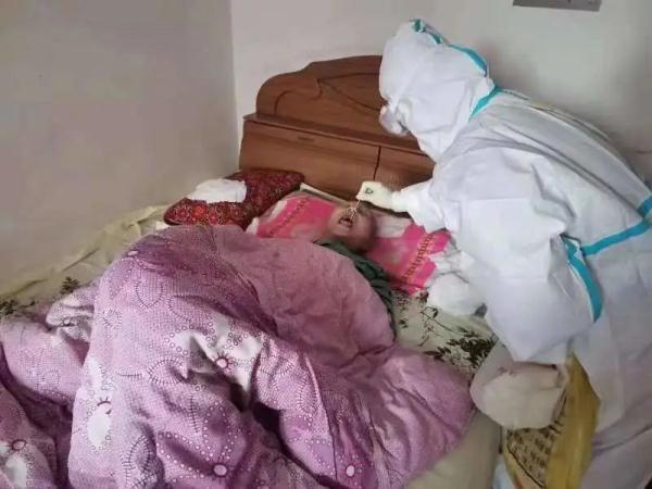 白衣素雅，行无所息，向平凡而又伟大的护理工作者致敬(图7)