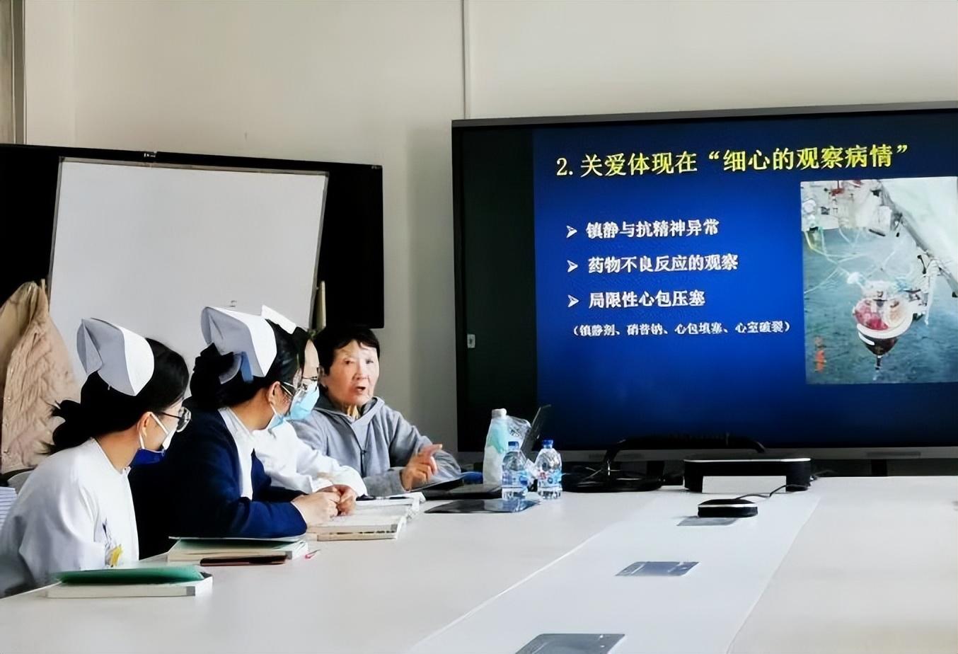 全国表彰、最高荣誉！她荣获“南丁格尔奖”，毕业于我国顶尖医学学府(图5)