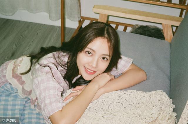 小说：小伙抢救晕倒总裁美女，阔少大怒：你个垃圾也配碰我女人(图1)