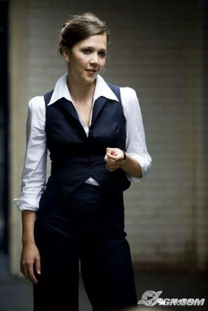 《蝙蝠侠:黑暗骑士》(The Dark Knight)–人类与命运的永恒对抗(图10) 《蝙蝠侠:黑暗骑士》(The Dark Knight)–人类与命运的永恒对抗(图10)