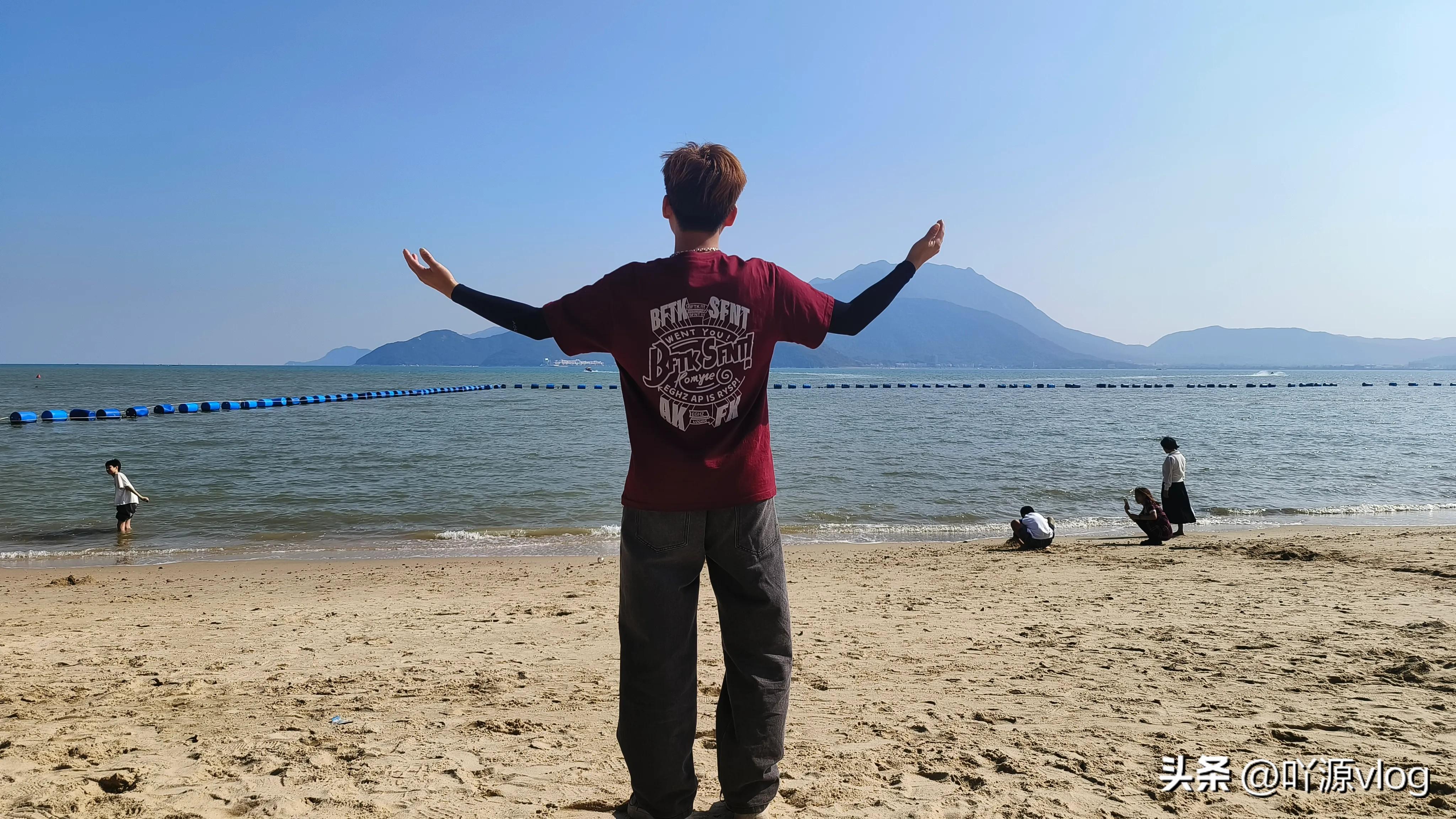 作文素材|描写大海美的诗句(图4)