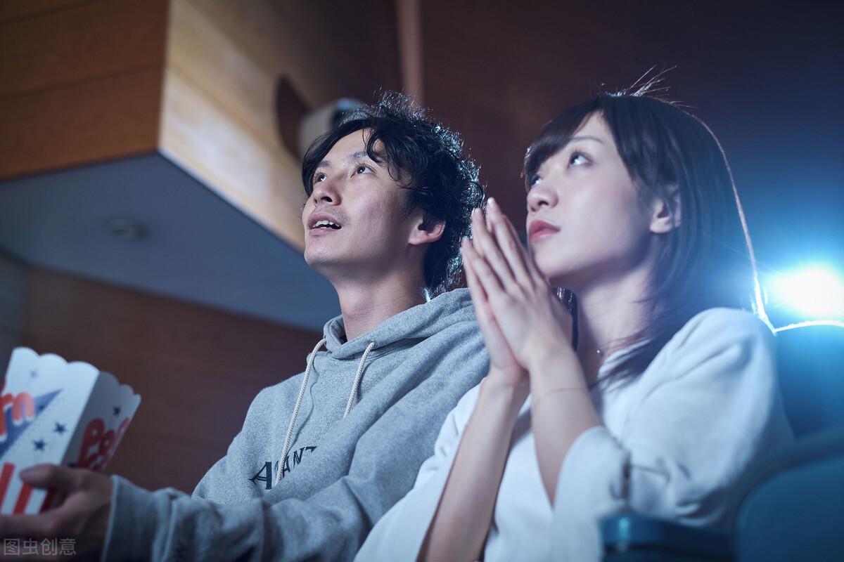 闺蜜抢走我的有钱男友，十年后羡慕我的生活(图1)