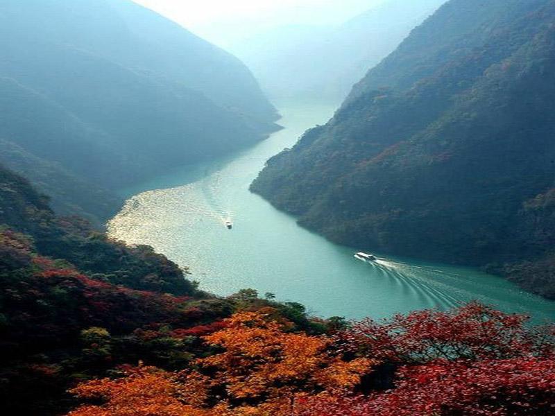 潮平两岸阔，风正一帆悬——唯美长江古诗词(图3)