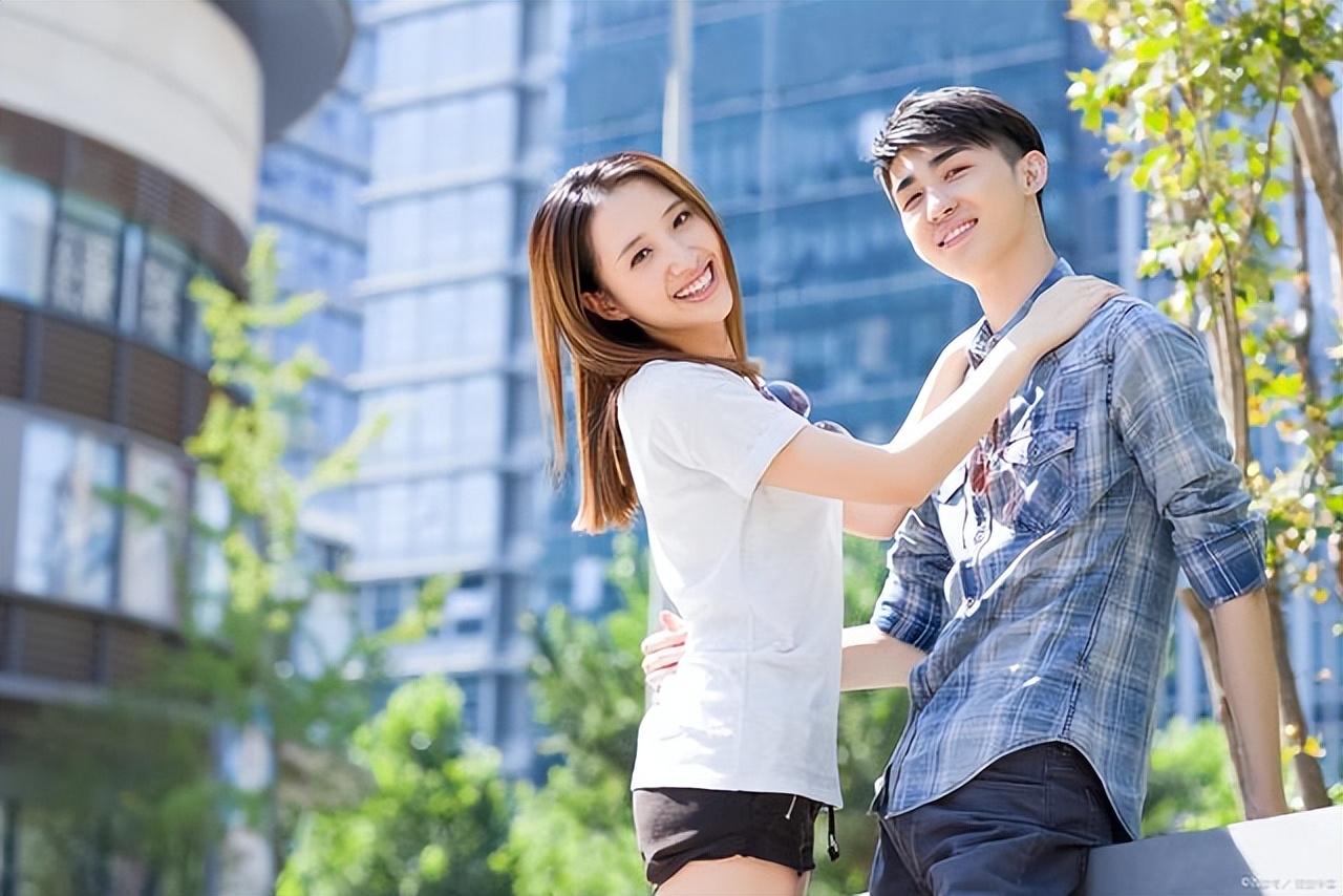 情侣在一起两周年文案，小众高级，适合收藏发朋友圈！(图2)