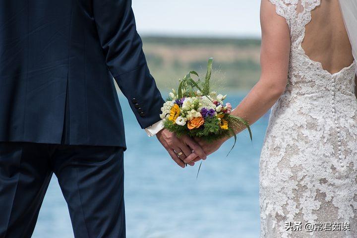 如果一段感情中，没有什么话说，那么注定是不会长久的(图2)