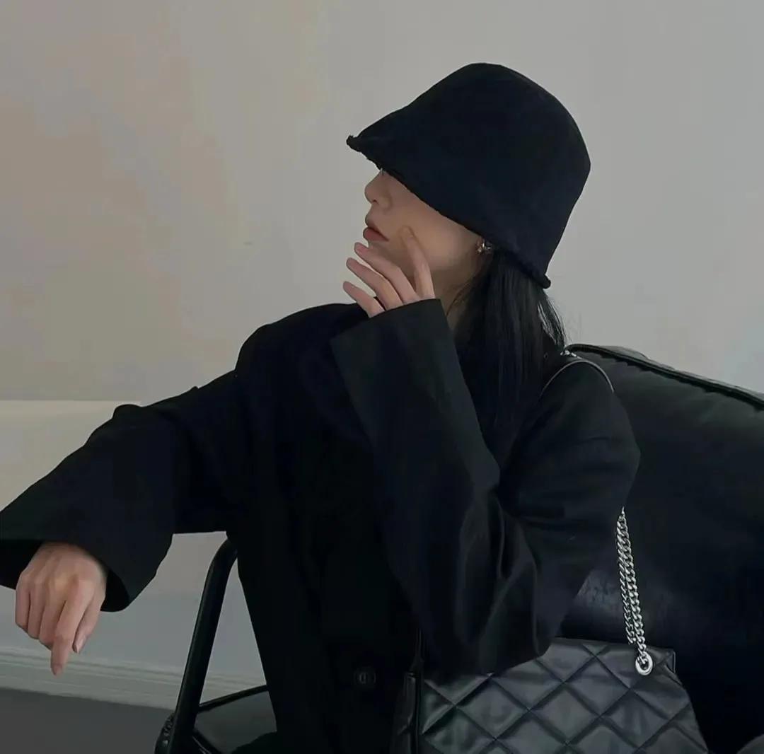 又狠又拽的辣妹必备文案(图3)