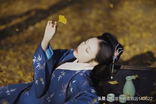 66句绝美爱情诗句，绵绵相思醉古今！(图3)