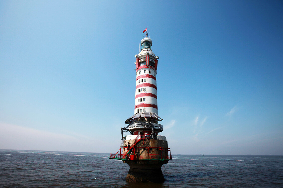 我国最著名的十大灯塔，每个都是出片圣地，最后一个彰显中国实力(图3)