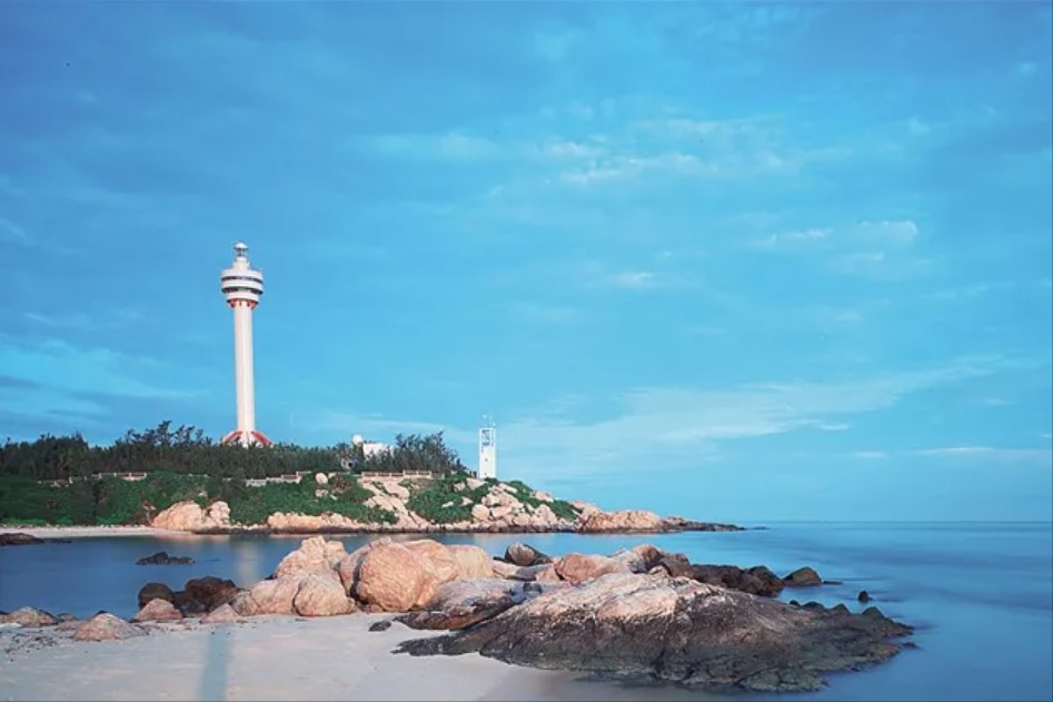 我国最著名的十大灯塔，每个都是出片圣地，最后一个彰显中国实力(图9)