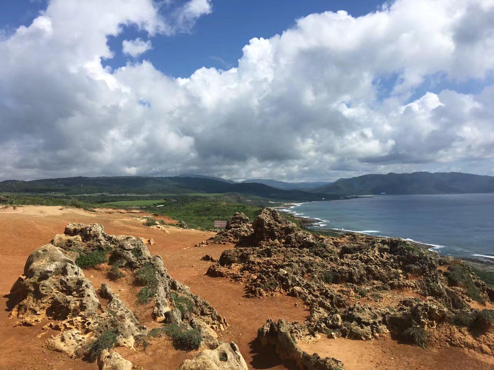 一个三面环海可以看到一洋两峡的地方(图1)