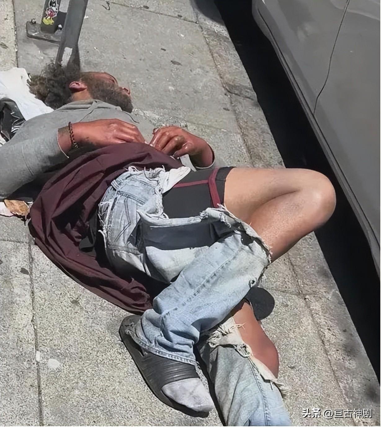 网红天哥借7万跪舔美国，夸赞其空气香甜，如今却形如乞丐(图19)