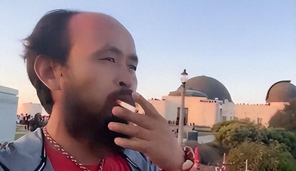 从网红到乞丐，这位天哥的翻转人生经历！(图12)