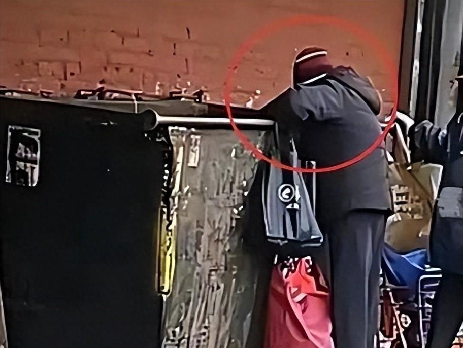 从网红到乞丐，这位天哥的翻转人生经历！(图18)