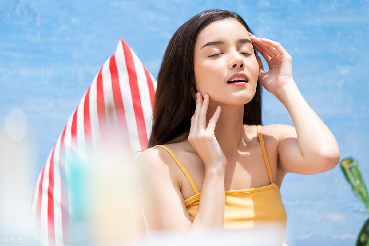 暑假浪漫温柔文案分享：年年有风，风吹年年，时光漫漫，暑假慢慢(图4)