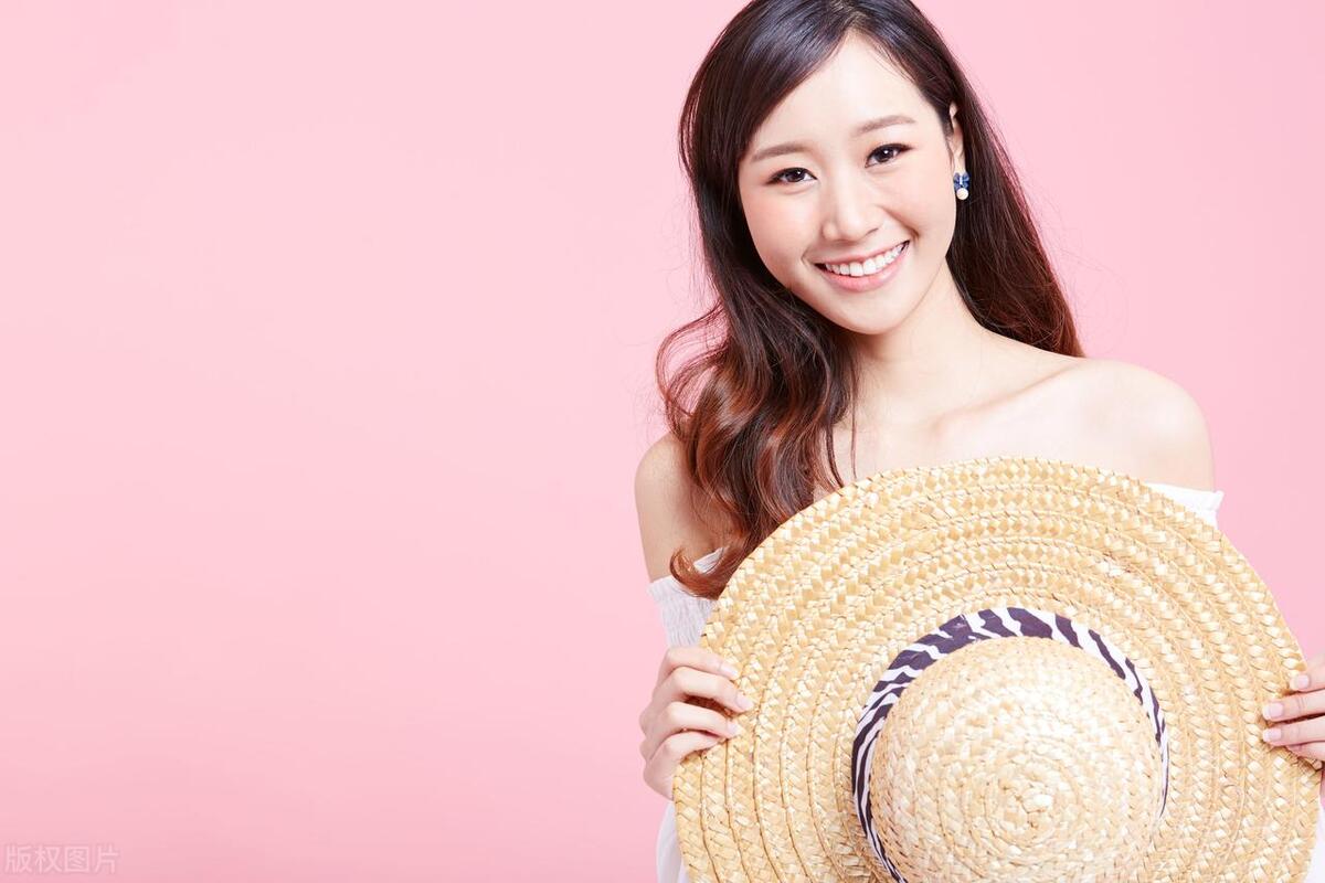 暑假浪漫温柔文案分享：年年有风，风吹年年，时光漫漫，暑假慢慢(图6)