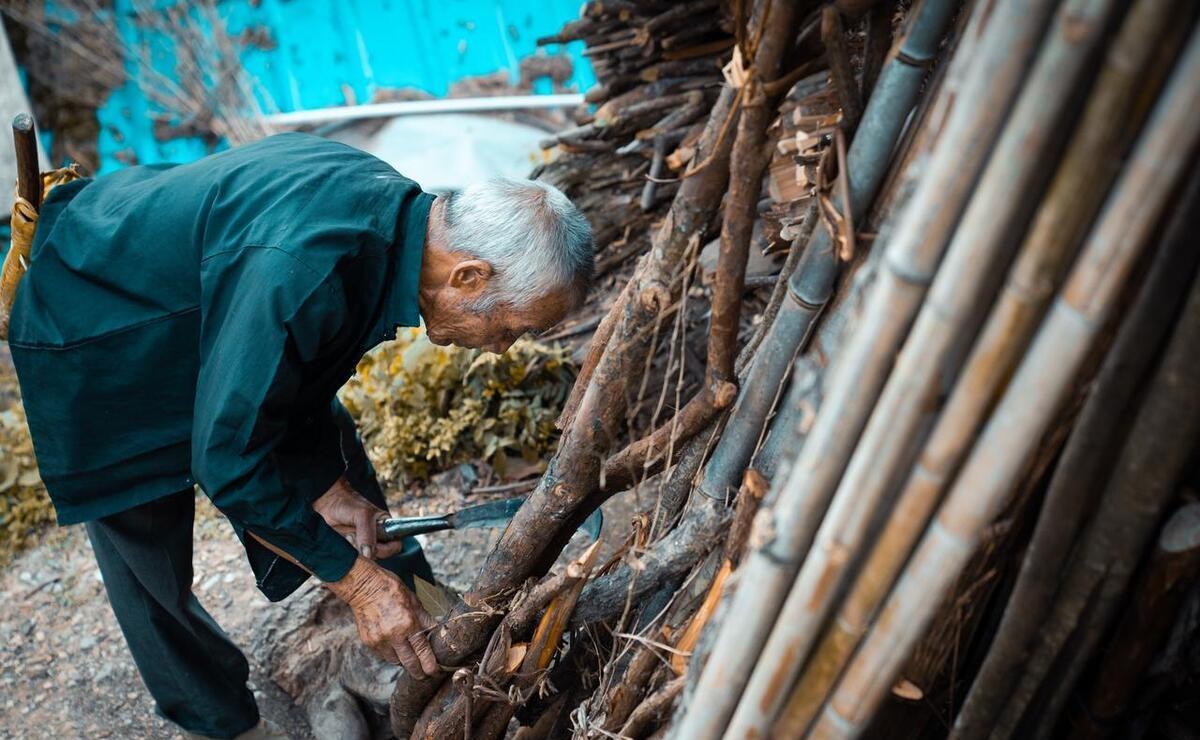 10句损人的歇后语，损人不吐一个脏字，幽默又针针见血，你听过吗(图2)