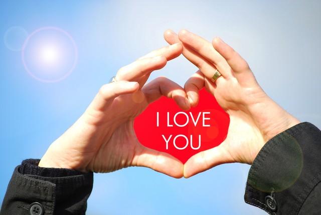 你那么瘦，却还是填满了我的心——100句情话短句给女生(图7)