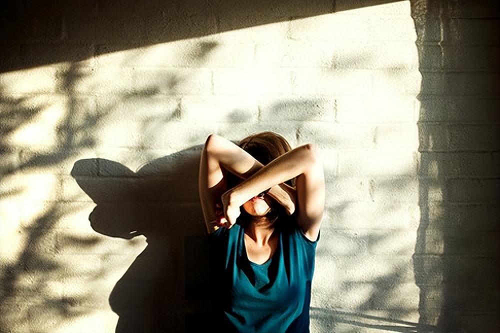 伤到骨子里的伤感说说(图2)