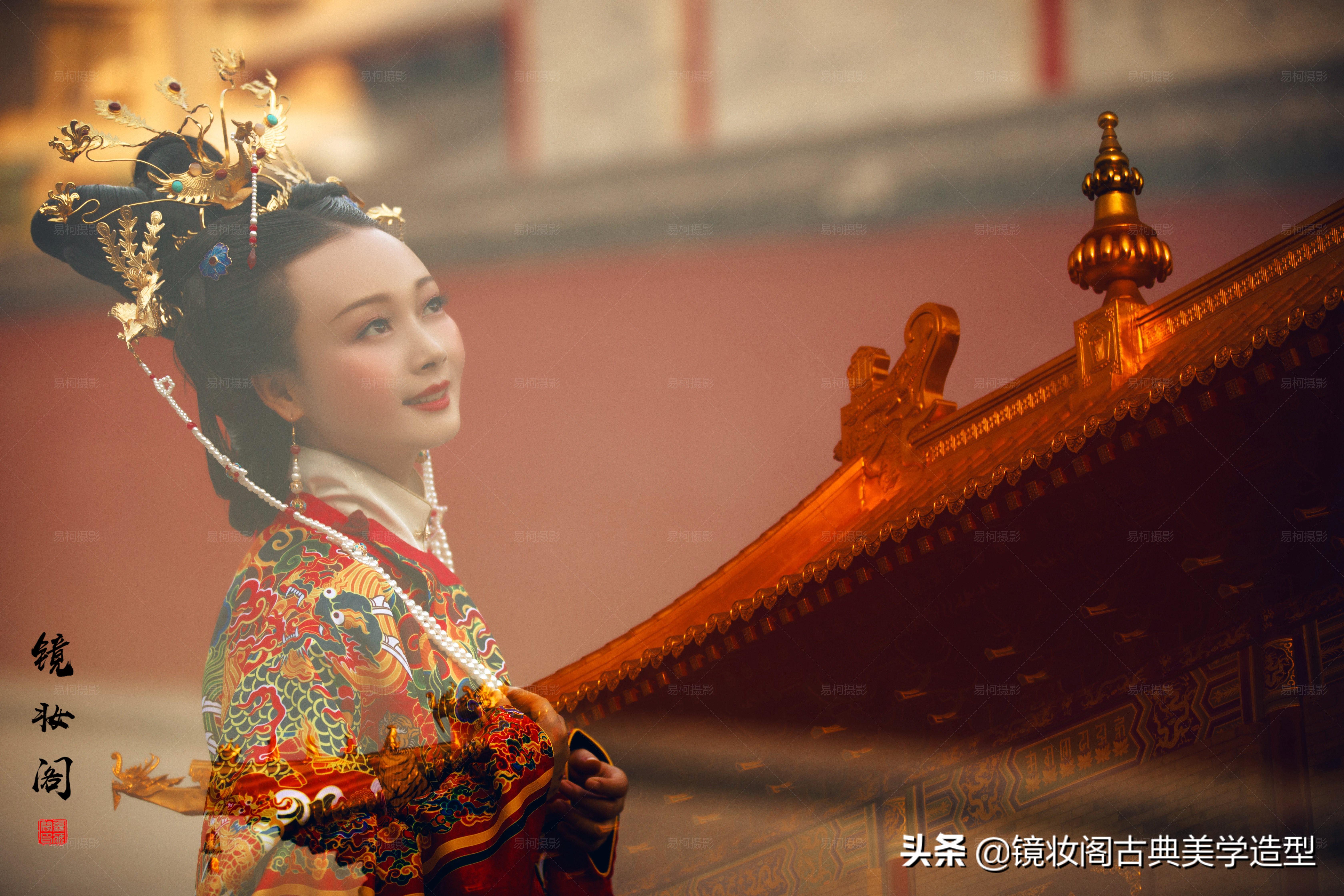 明制婚礼新娘妆容|许你凤冠霞帔一世无忧,从此清风明月长伴天涯(图14) 明制婚礼新娘妆容|许你凤冠霞帔一世无忧,从此清风明月长伴天涯(图14)