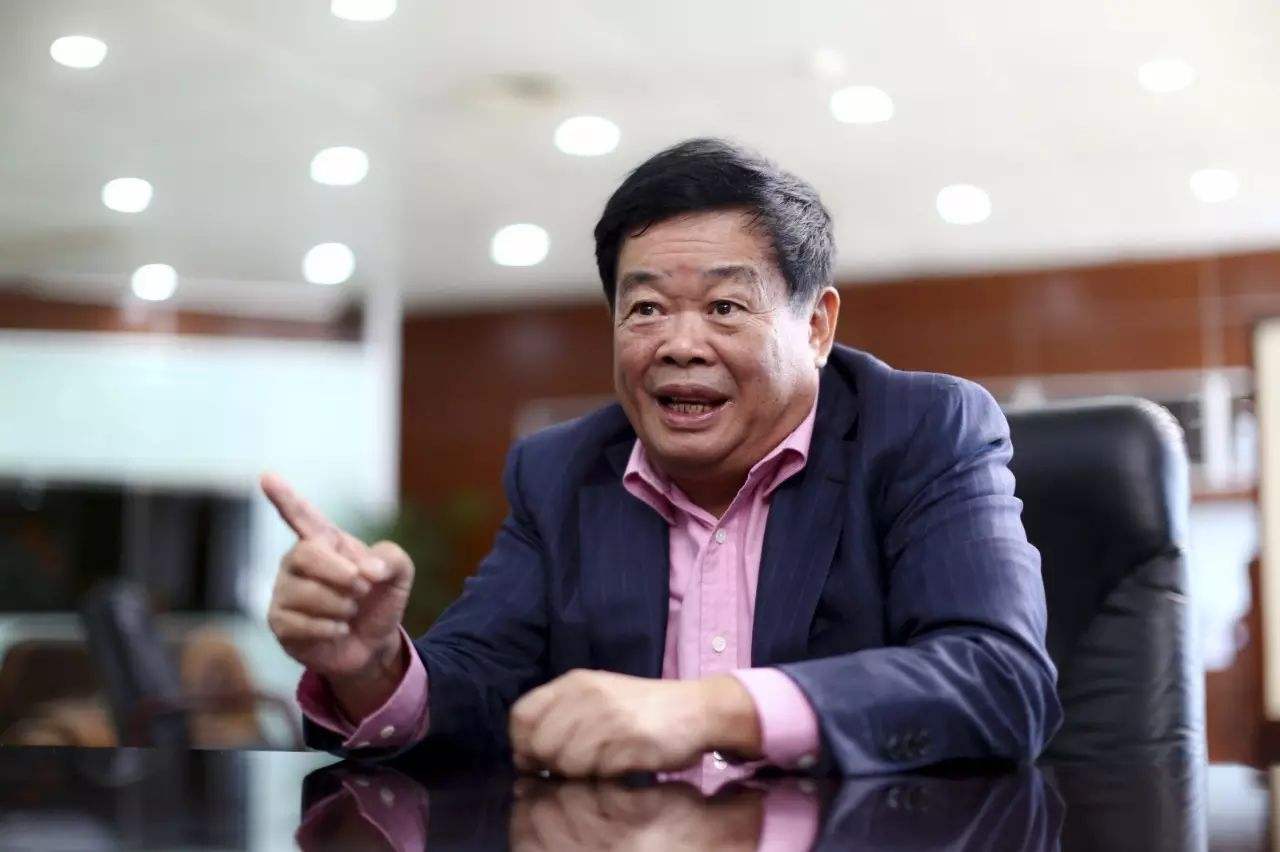 曾建议卖掉多余房子的曹德旺频出房地产语录，别再盖那么多房子了(图4)