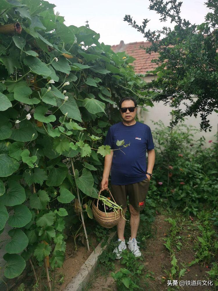 老屋心最暖 秋韵果尤香一一写在故乡的小诗(图56)