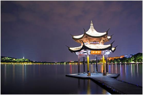 「诗词遇上名胜」西湖：涌金门外柳如烟，西子湖头水拍天(图7)