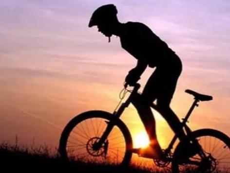 做人吃苦为乐，苦中作乐，必有后福成大器(图1)