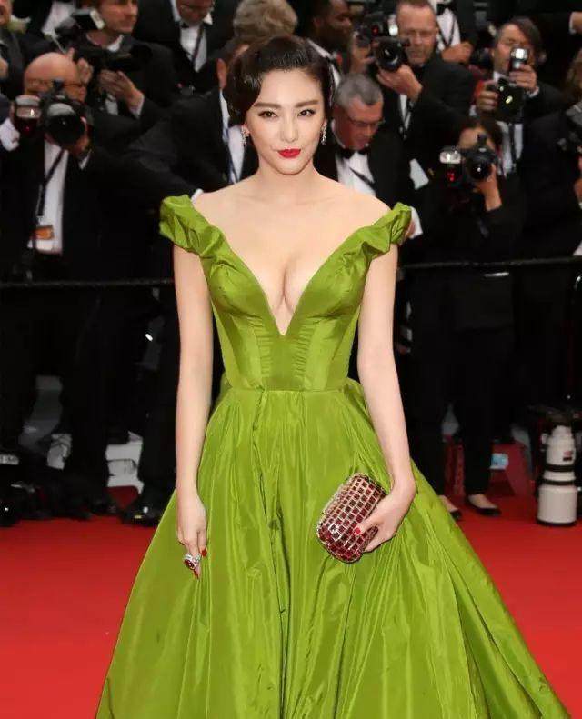 从交不起学费到人间富贵花，张雨绮说过的9大金句，扎心却清醒！(图21)