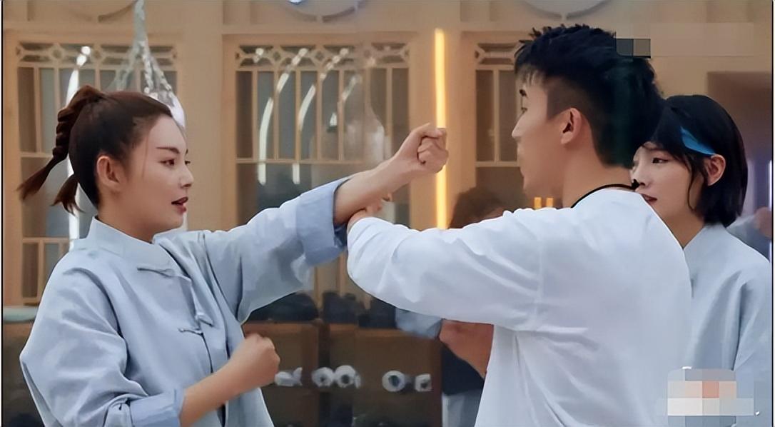 从交不起学费到人间富贵花，张雨绮说过的9大金句，扎心却清醒！(图42)