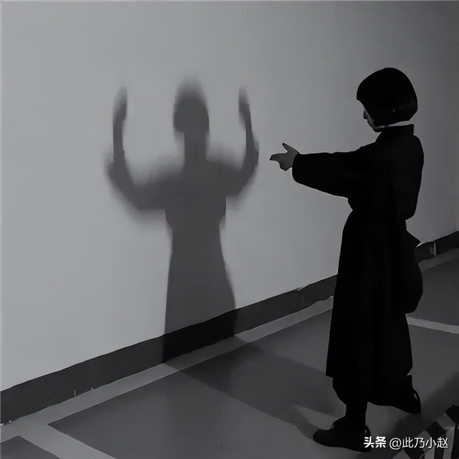 【句句不提累 但句句都是累 】的情绪文案句子(图2)