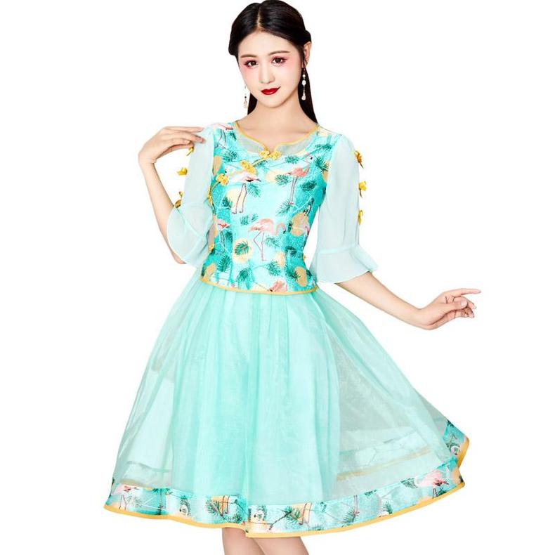 让梦幻甜美公主裙，圆你一个公主梦(图3)