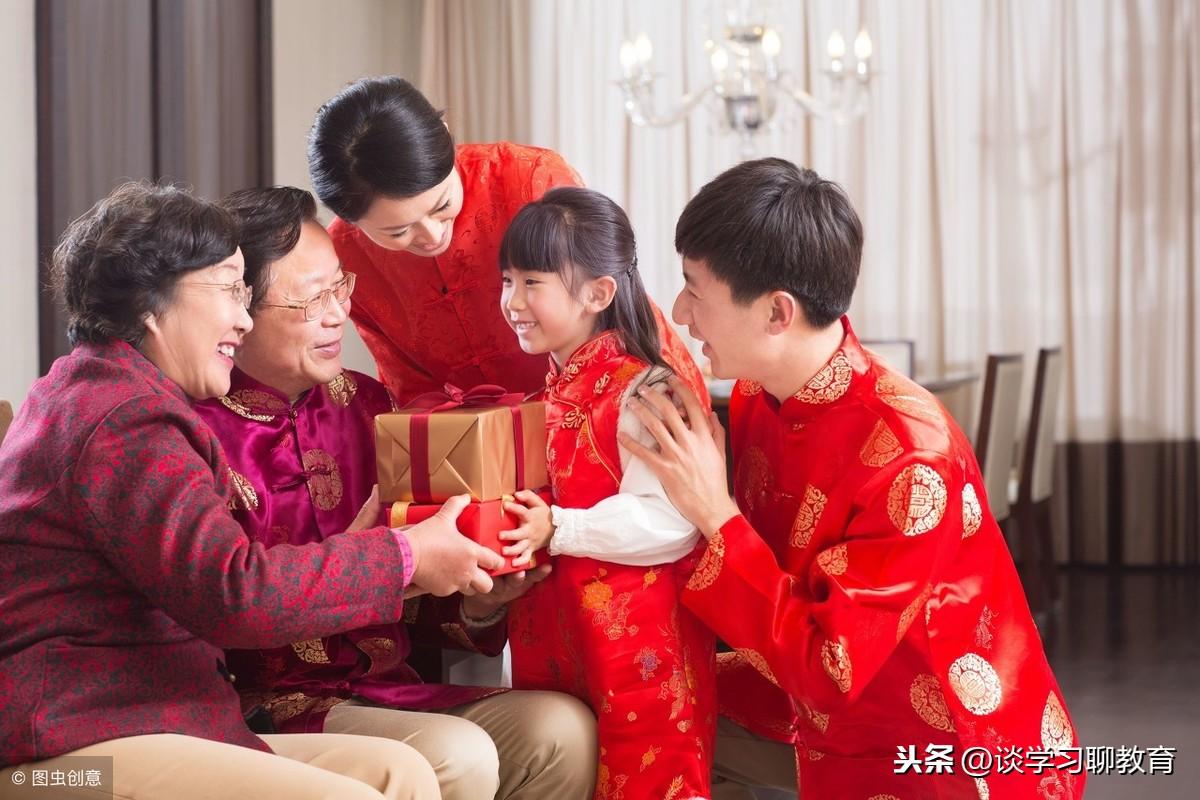 父爱如山，母爱如海，你陪我长大，我陪你到老(图2)