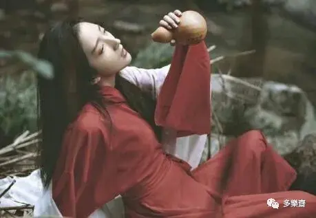 关于酒的古风诗词七首（原创）(图5)