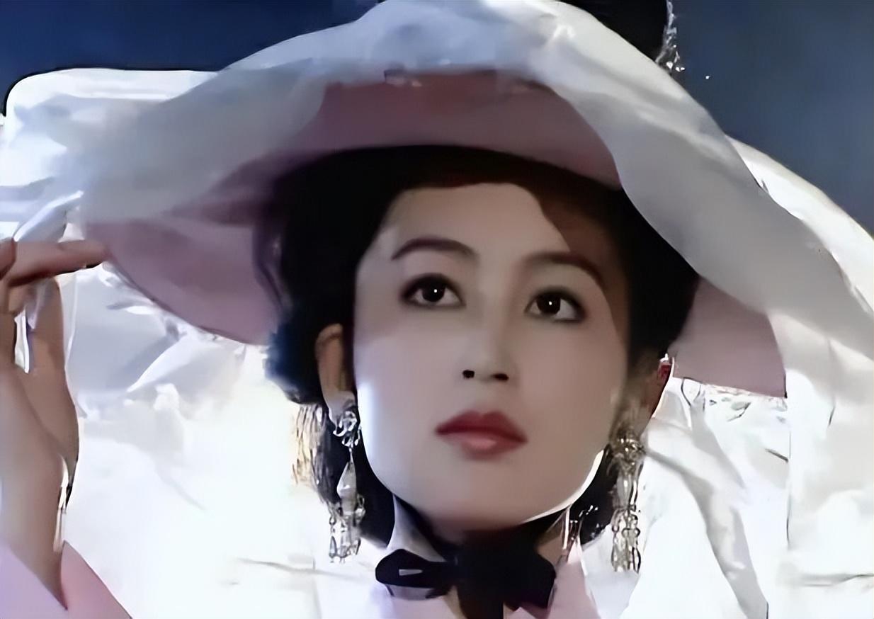 如何形容一个人的眼睛很好看？(图2)