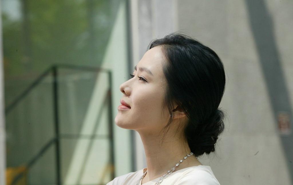 东野圭吾的《白夜行》中的爱情悲剧是谁造成的？(图5)