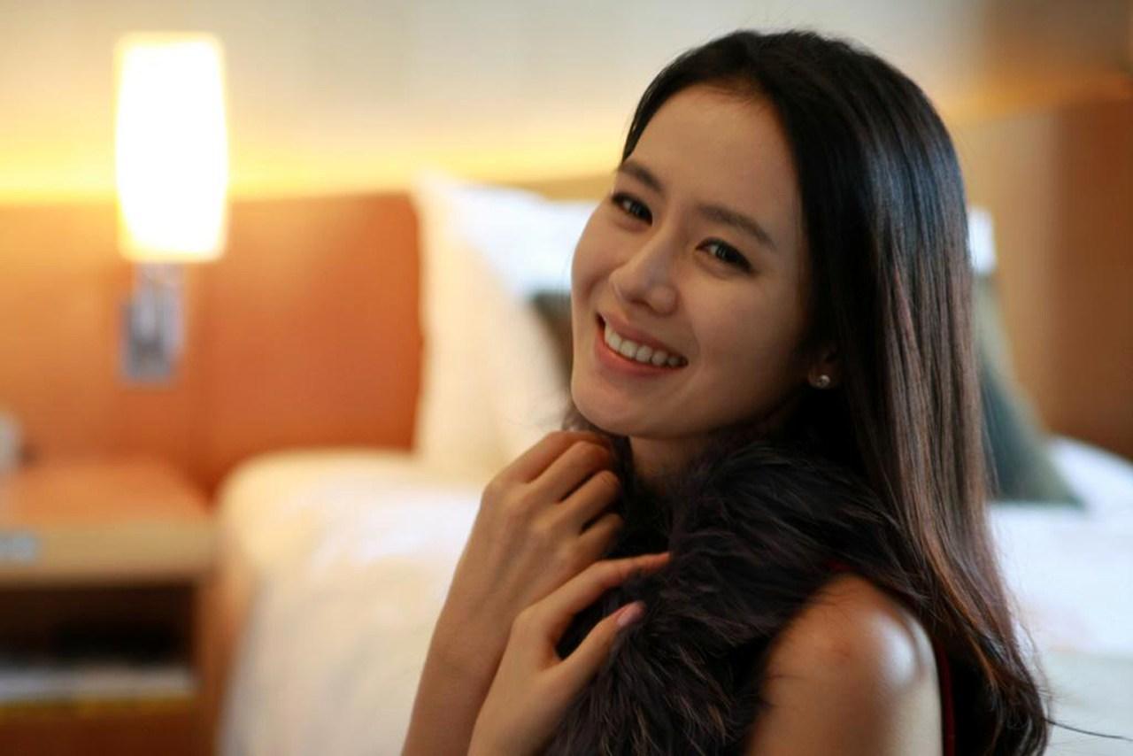 东野圭吾的《白夜行》中的爱情悲剧是谁造成的？(图8)