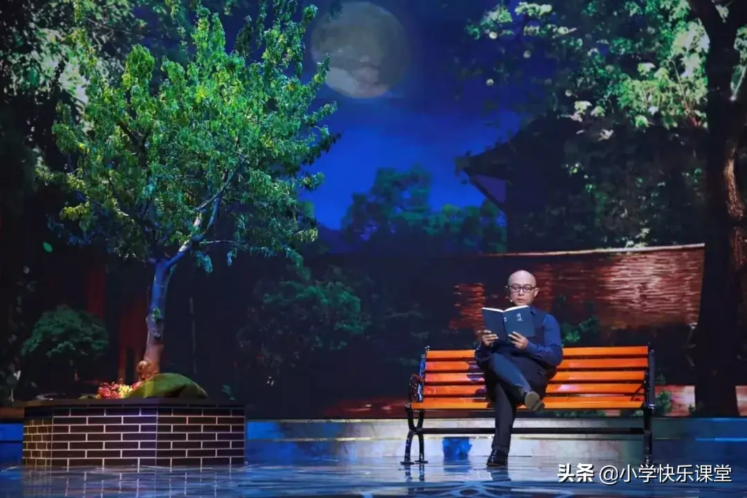 回顾《朗读者》中教科书级的优美开场白，值得反复去读！(图16)