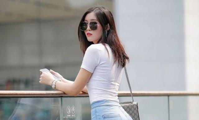 不怕苦不怕累的感人短句,散发淡淡的爱,让人心疼不已(图1) 不怕苦不怕累的感人短句,散发淡淡的爱,让人心疼不已(图1)