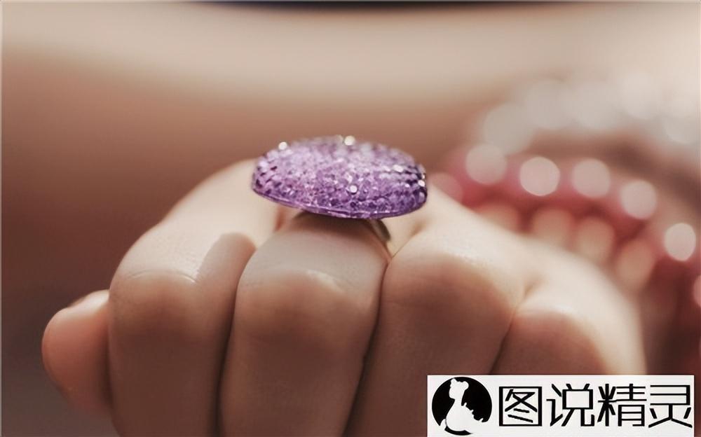 婚姻让我过得很累我想解脫的说说 想离婚的说说-图说精灵(图1)