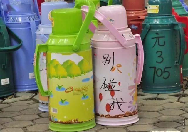 「荐读」大学暖壶防偷标语十三式，看完我就惊呆了(图5)