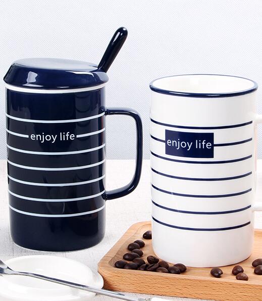 情侣刻字刻什么英文好 有内涵的英文短句分享(图1)