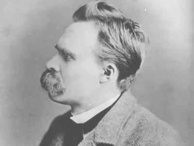 尼采振奋人心的箴言19句：每个不曾起舞的日子，都是对生命的辜负(图1)